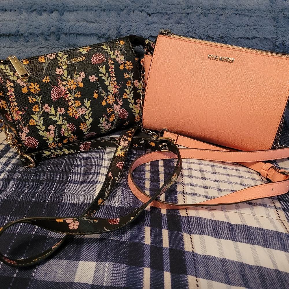 SOLD! SOLD! SOLD! 2×Steve Madden crossbody purses